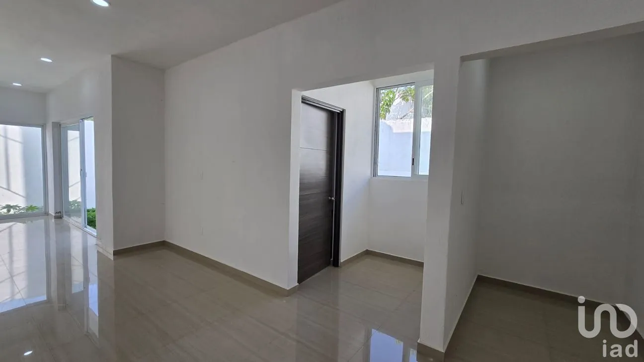 Casa en Venta en Lomas de Tzompantle, Cuernavaca, Morelos | NEX-238306 | iad México | Foto 2 de 18