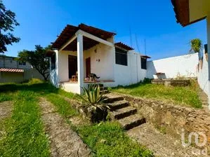 NEX-248164 - Casa en Venta, con 3 recamaras, con 1 baño, con 200 m2 de construcción en El Universo, CP 62324, Morelos.