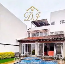 NEX-248285 - Casa en Venta, con 4 recamaras, con 5 baños, con 321 m2 de construcción.