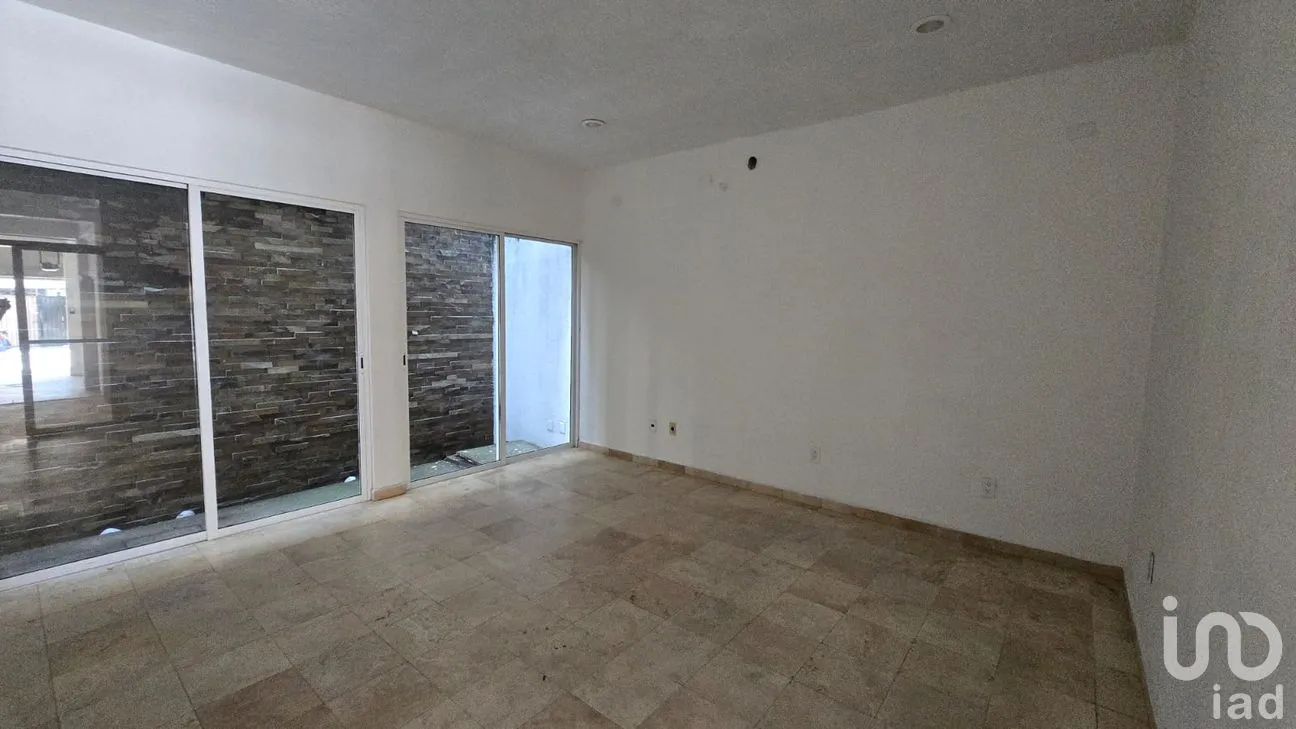 Casa en Renta en Las Palmas, Cuernavaca, Morelos | NEX-256863 | iad México | Foto 3 de 23