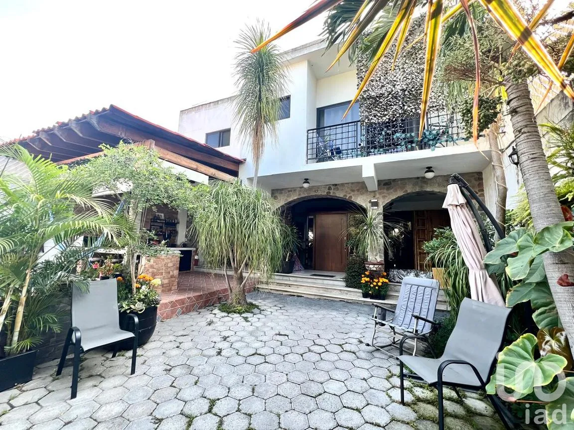 Casa en Venta en Las Fincas, Jiutepec, Morelos | NEX-262060 | iad México | Foto 1 de 24