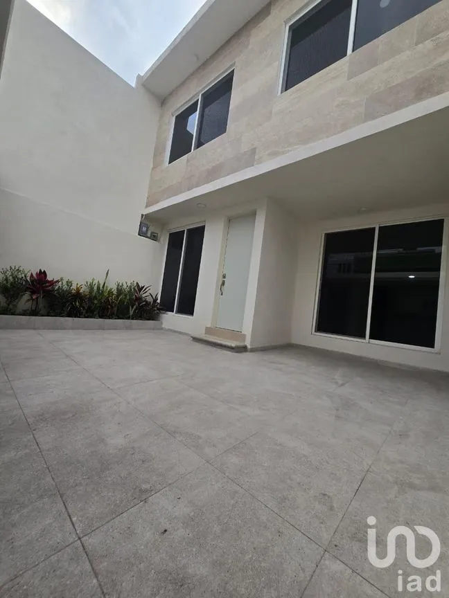 Casa en Venta en CIVAC los Robles, Jiutepec, Morelos | NEX-265899 | iad México | Foto 3 de 14