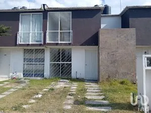 NEX-286419 - Casa en Renta, con 2 recamaras, con 1 baño, con 70 m2 de construcción.