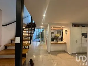 NEX-287197 - Casa en Venta, con 4 recamaras, con 3 baños, con 213 m2 de construcción en Lomas Verdes 6a Sección, CP 53126, México.