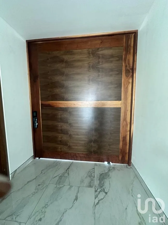 Casa en Venta en Lomas Verdes 6a Sección, Naucalpan de Juárez, México | NEX-304091 | iad México | Foto 2 de 37
