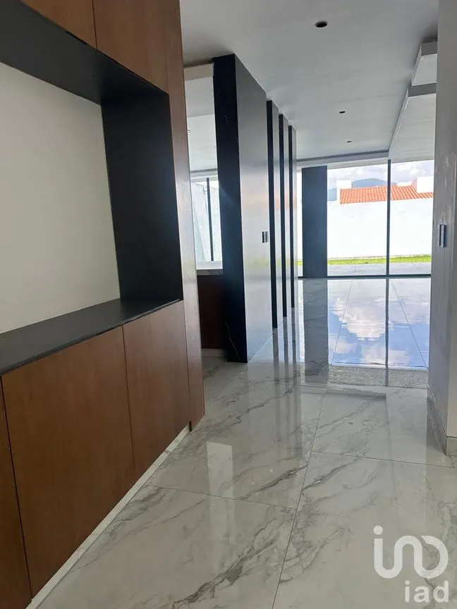 Casa en Venta en Lomas Verdes 6a Sección, Naucalpan de Juárez, México | NEX-304091 | iad México | Foto 3 de 37