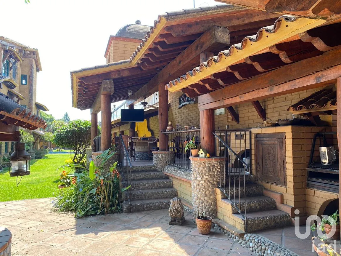 Casa en Venta en Vista Hermosa, Cuernavaca, Morelos | NEX-149732 | iad México | Foto 2 de 23