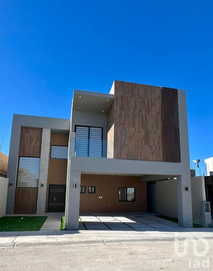 Casa en Venta en La Nueva Rosita, Juárez, Chihuahua