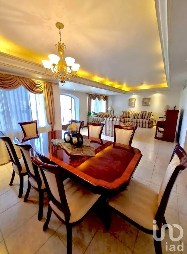 Casa en Renta en Jardines del Paseo, Monterrey, Nuevo León | NEX-264532 | iad México | Foto 3 de 17