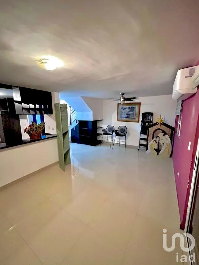 Casa en Venta en Cumbres la Rioja, García, Nuevo León | NEX-295746 | iad México | Foto 3 de 20