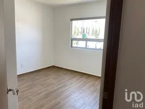 NEX-175383 - Departamento en Renta, con 3 recamaras, con 3 baños, con 134 m2 de construcción en Bosque Esmeralda, CP 52930, México.