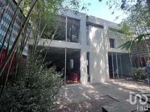 NEX-198026 - Casa en Venta, con 3 recamaras, con 2 baños, con 205 m2 de construcción en Romero de Terreros, CP 04310, Ciudad de México.