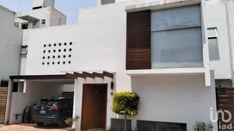 NEX-199130 - Casa en Venta, con 3 recamaras, con 2 baños, con 196 m2 de construcción en Santiago, CP 52104, México.