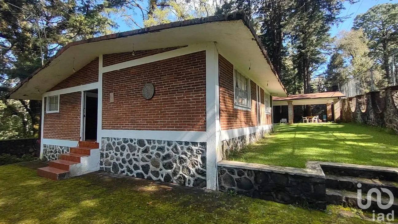 Casa en Venta en Tres Marías, Huitzilac, Morelos | NEX-262120 | iad México | Foto 1 de 22