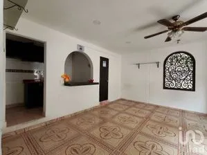 NEX-309028 - Departamento en Renta, con 4 recamaras, con 1 baño, con 86 m2 de construcción.