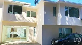 NEX-208800 - Departamento en Venta, con 3 recamaras, con 3 baños, con 216 m2 de construcción.