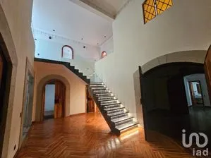 NEX-267890 - Casa en Renta, con 4 recamaras, con 2 baños, con 500 m2 de construcción.