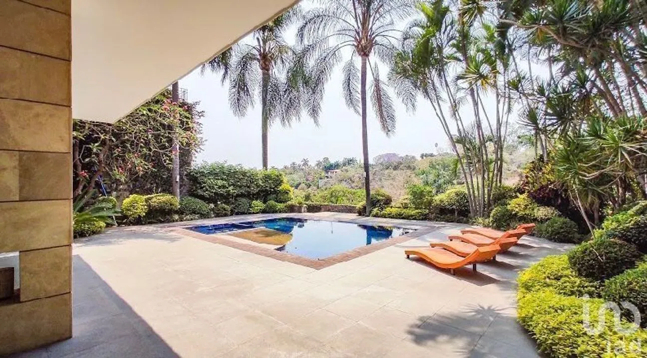 Casa en Venta en Tabachines, Cuernavaca, Morelos | NEX-230320 | iad México | Foto 2 de 15