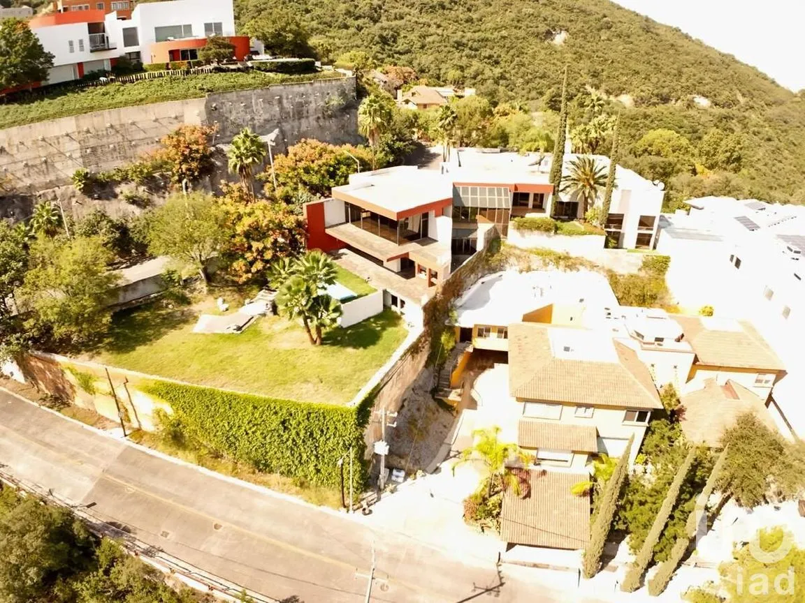 Casa en Venta en Lomas Del Rosario, San Pedro Garza García, Nuevo León | NEX-276501 | iad México | Foto 2 de 43