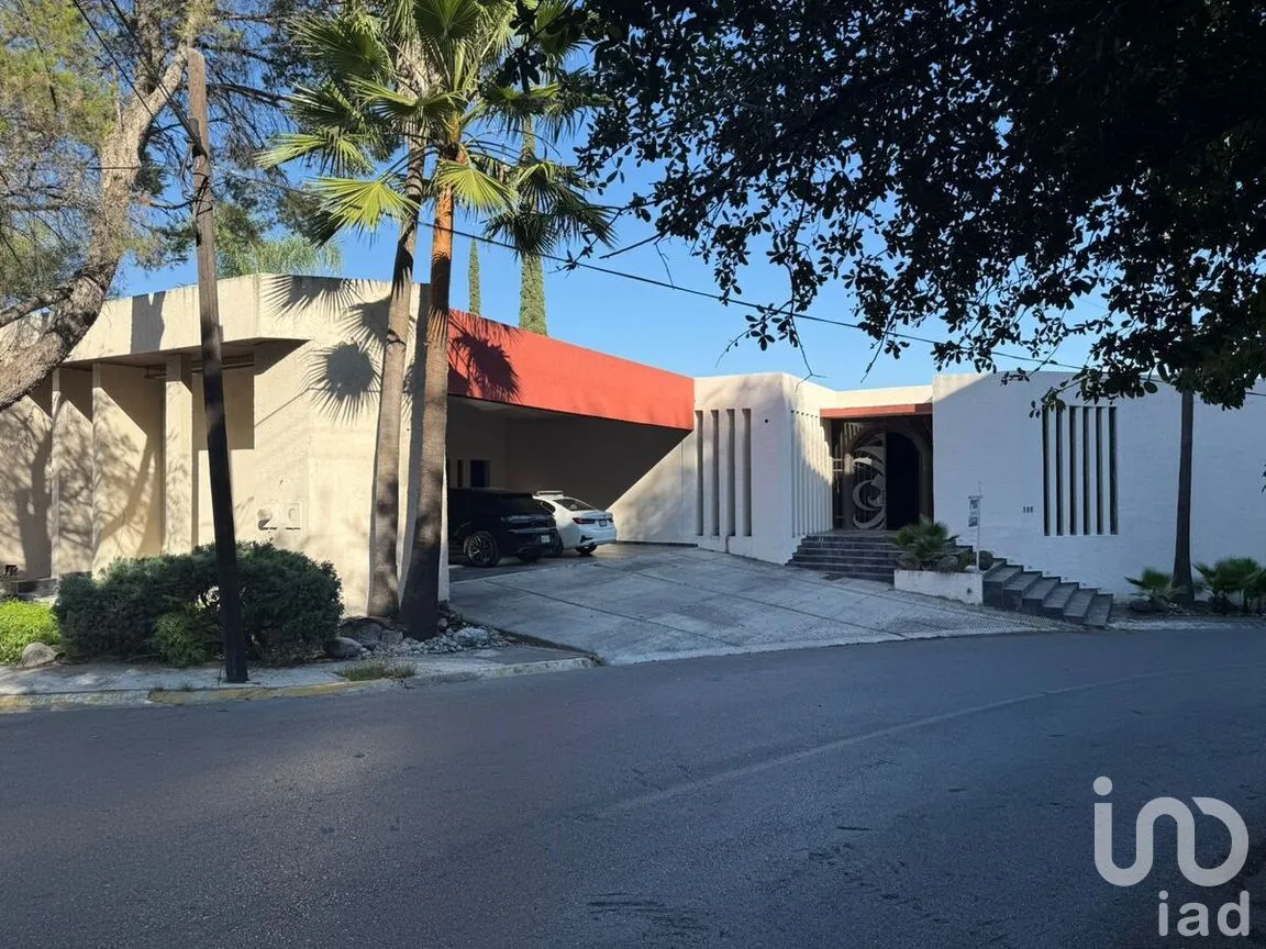 Casa en Venta en Lomas Del Rosario, San Pedro Garza García, Nuevo León | NEX-276501 | iad México | Foto 1 de 43