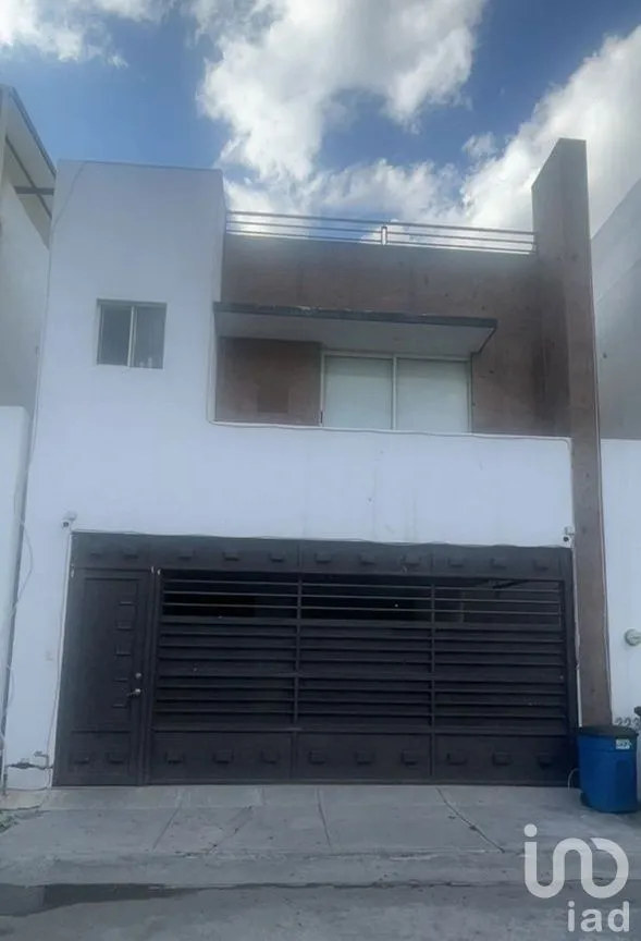 Casa en Venta en Calzadas Anáhuac, General Escobedo, Nuevo León | NEX-277100 | iad México | Foto 1 de 14