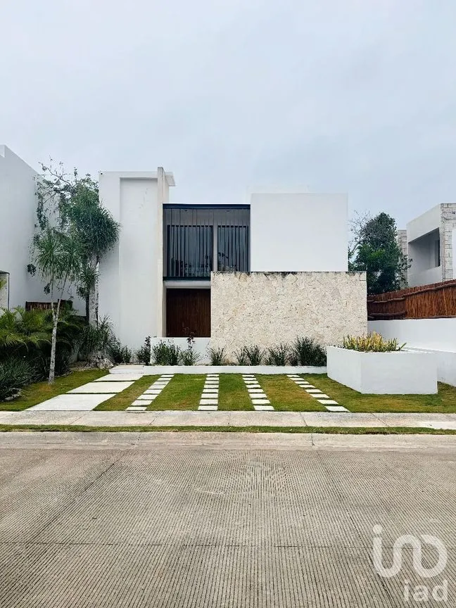 Casa en Venta en Akumal, Tulum, Quintana Roo | NEX-267098 | iad México | Foto 1 de 50