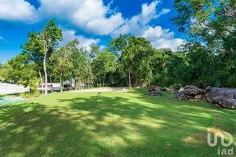 NEX-267111 - Casa en Venta, con 4 recamaras, con 7 baños, con 1000 m2 de construcción.