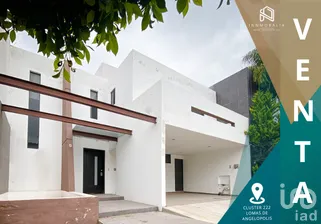 NEX-267395 - Casa en Venta, con 3 recamaras, con 2 baños, con 254 m2 de construcción en San Bernardino Tlaxcalancingo, CP 72820, Puebla.