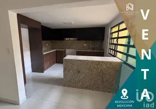 NEX-271065 - Casa en Venta, con 3 recamaras, con 2 baños, con 242.5 m2 de construcción en Revolución Mexicana, CP 72200, Puebla.