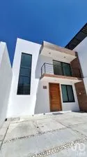 NEX-293043 - Casa en Venta, con 3 recamaras, con 2 baños, con 160 m2 de construcción en Zona Cementos Atoyac, CP 72023, Puebla.