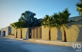 NEX-148391 - Casa en Venta, con 4 recamaras, con 5 baños, con 993 m2 de construcción en Temozon Norte, CP 97302, Yucatán.