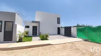 NEX-148394 - Casa en Venta, con 3 recamaras, con 3 baños, con 156 m2 de construcción en Fovissste, CP 97320, Yucatán.