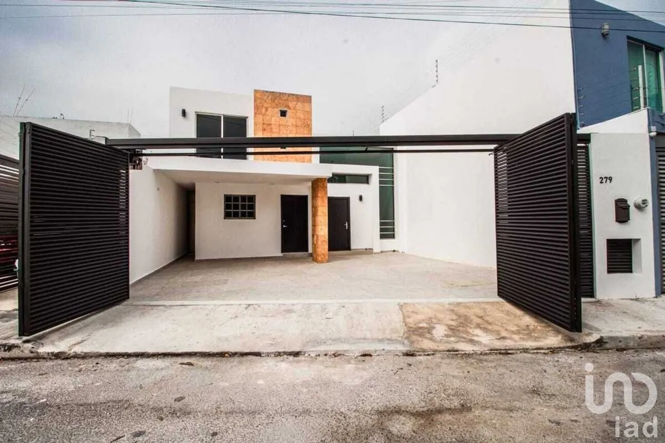 Casa en Venta en Montebello, Mérida, Yucatán | NEX-230227 | iad México | Foto 1 de 28