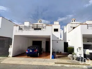 NEX-273600 - Casa en Venta, con 3 recamaras, con 2 baños, con 187 m2 de construcción.
