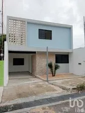 NEX-280878 - Casa en Venta, con 4 recamaras, con 4 baños, con 303.12 m2 de construcción en Itzimna, CP 97100, Yucatán.