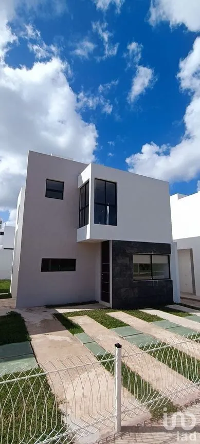 Casa en Venta en Gran San Pedro Cholul, Mérida, Yucatán | NEX-283037 | iad México | Foto 2 de 9