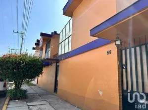 NEX-209410 - Casa en Venta, con 4 recamaras, con 4 baños en Pilares, CP 52179, Estado De México.