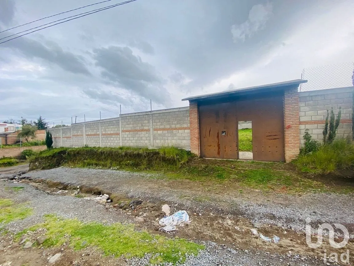 Terreno en Venta en Santiago Tlacotepec, Toluca, Estado De México