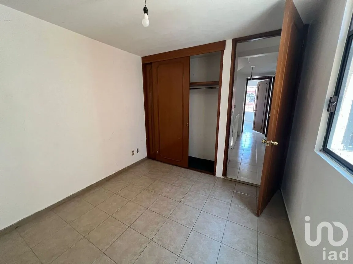 Casa en Venta en Lázaro Cárdenas, Toluca, Estado De México | NEX-228426 | iad México | Foto 7 de 16