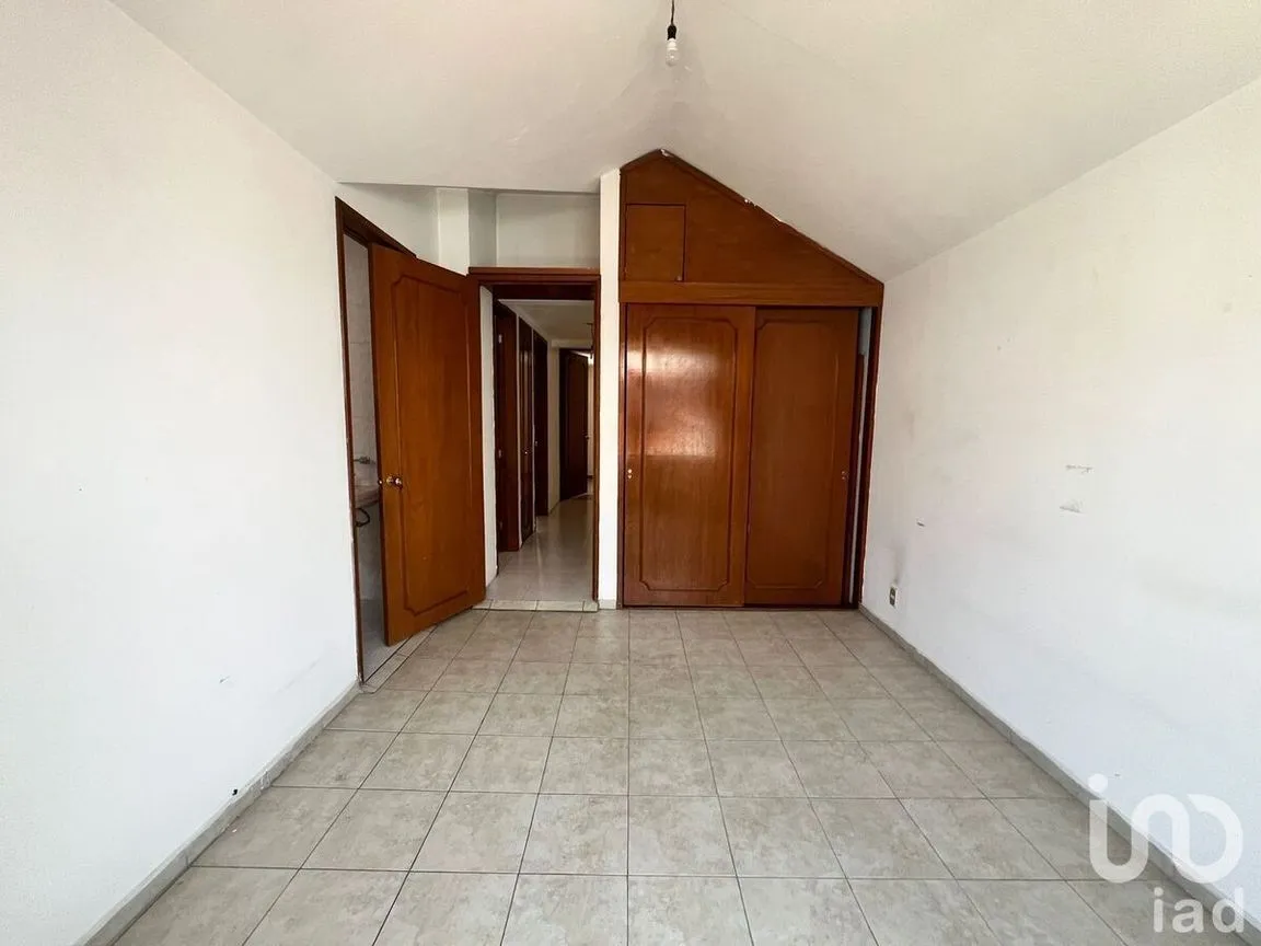 Casa en Venta en Lázaro Cárdenas, Toluca, Estado De México | NEX-228426 | iad México | Foto 10 de 16