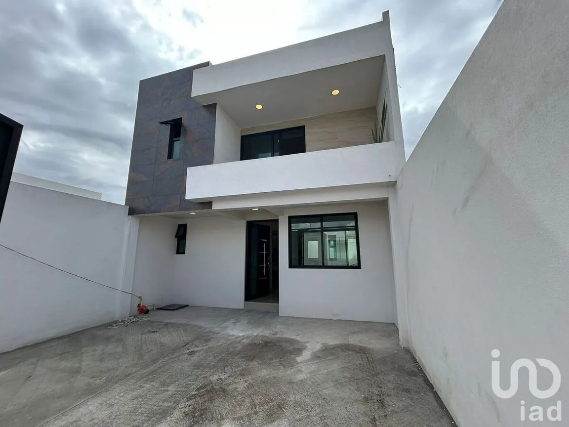 Casa en Venta en San Miguel Zinacantepec, Zinacantepec, Estado De México | NEX-229016 | iad México | Foto 2 de 20