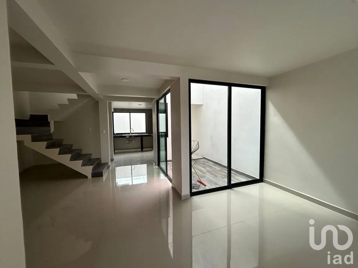 Casa en Venta en San Miguel Zinacantepec, Zinacantepec, Estado De México | NEX-229016 | iad México | Foto 3 de 20