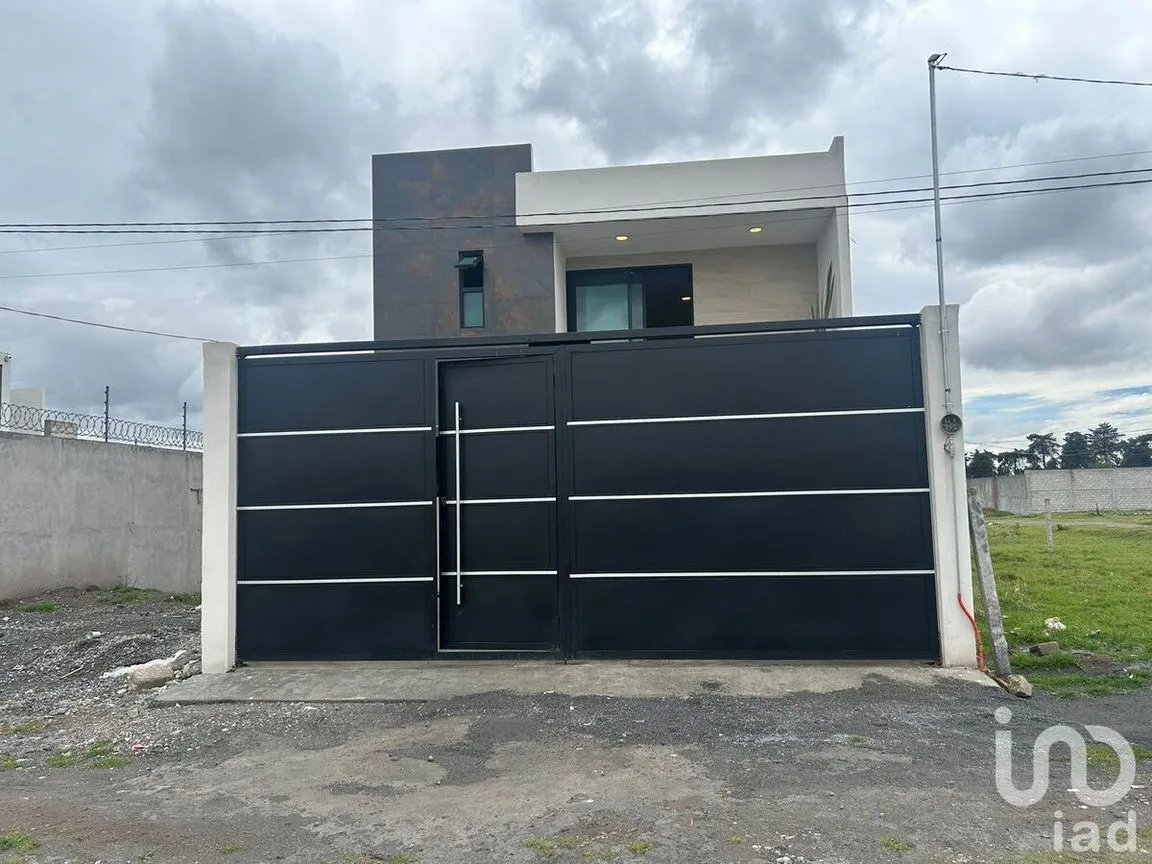 Casa en Venta en San Miguel Zinacantepec, Zinacantepec, Estado De México | NEX-229016 | iad México | Foto 1 de 20
