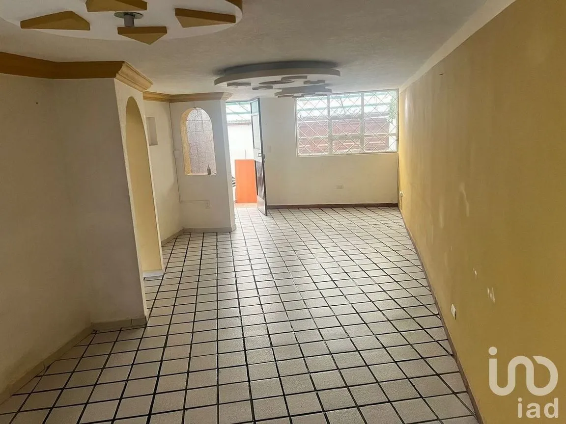 Casa en Renta en Morelos 2a Secc, Toluca, Estado De México | NEX-229032 | iad México | Foto 12 de 15