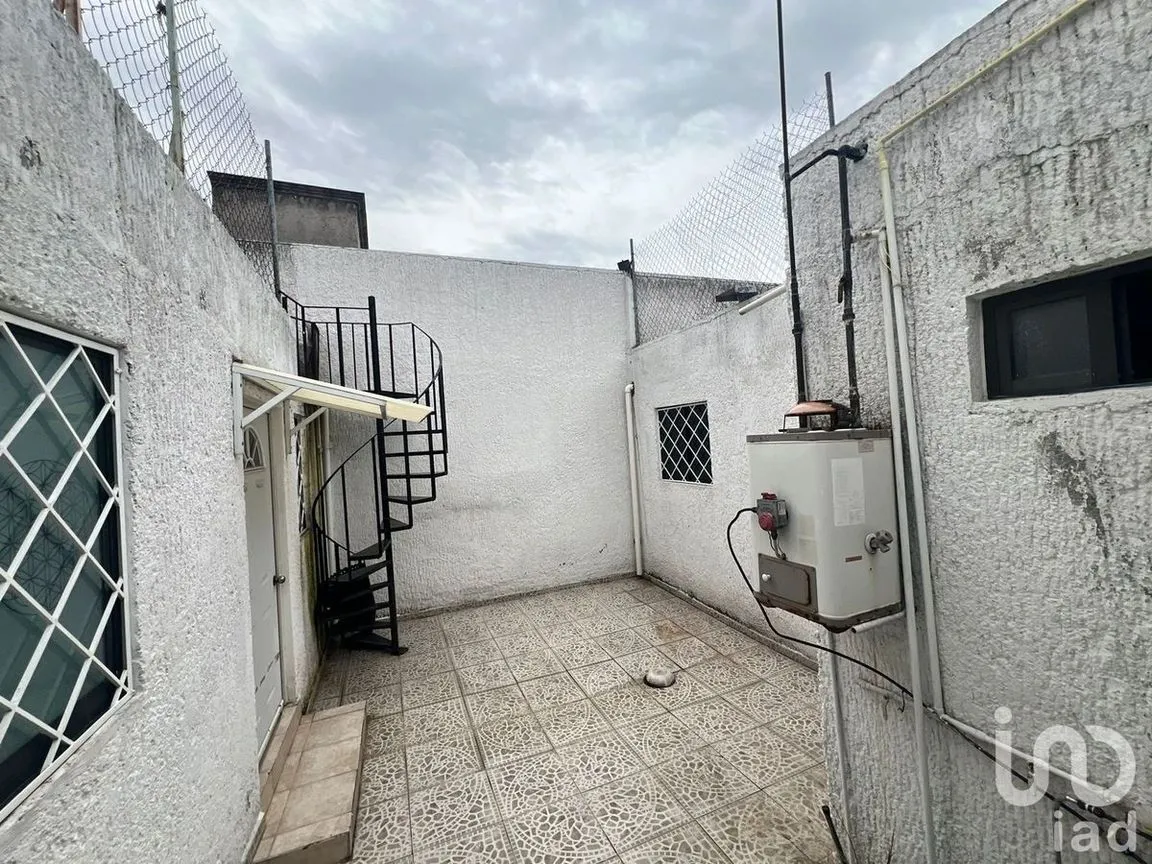 Casa en Renta en Morelos 2a Secc, Toluca, Estado De México | NEX-229032 | iad México | Foto 10 de 15