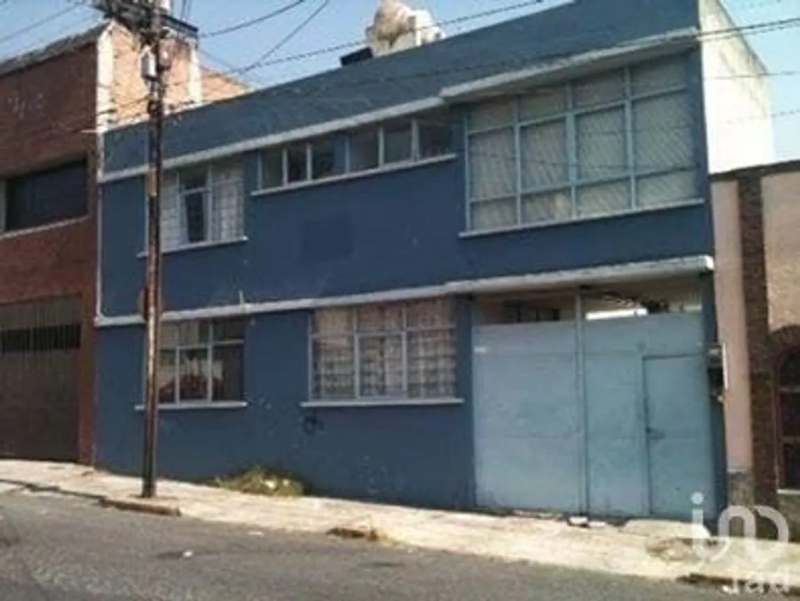Casa en Venta en Sector Popular, Toluca, Estado De México | NEX-229549 | iad México | Foto 1 de 10
