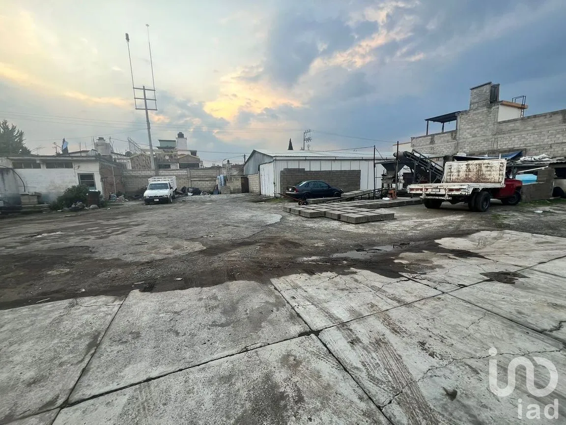 Terreno en Renta en Ocho Cedros, Toluca, Estado De México | NEX-229640 | iad México | Foto 3 de 8