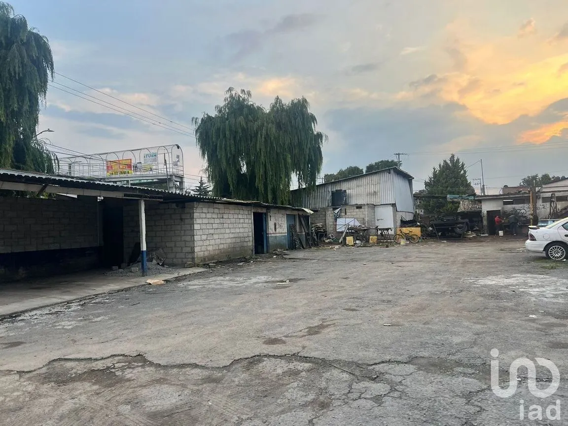 Terreno en Renta en Ocho Cedros, Toluca, Estado De México | NEX-229640 | iad México | Foto 1 de 8