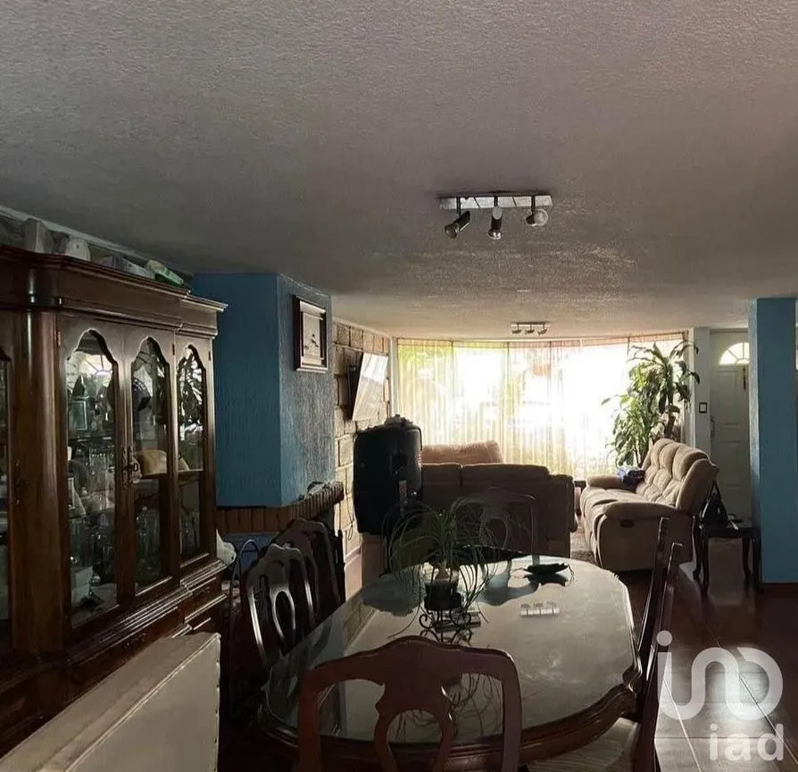 Casa en Venta en Independencia, Toluca, Estado De México | NEX-230252 | iad México | Foto 2 de 8