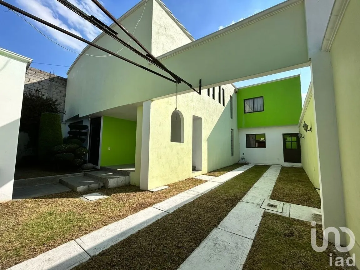 Casa en Venta en San Buenaventura, Toluca, Estado de México | NEX-278306 | iad México | Foto 2 de 28
